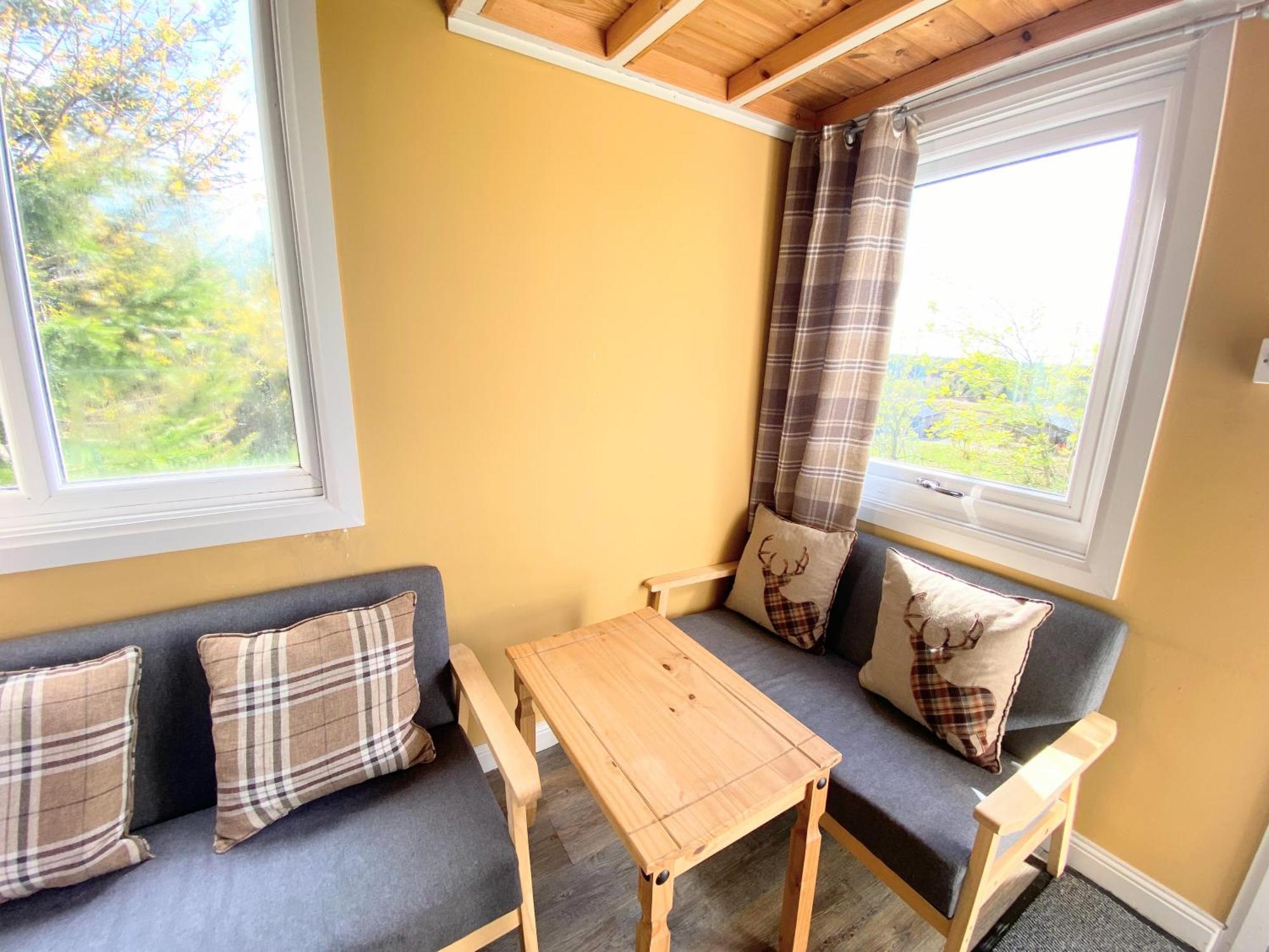 Blair Tiny House With Private Hot Tub - Fife - Loch Leven - Lomond Hills Villa Dunfermline Exteriör bild