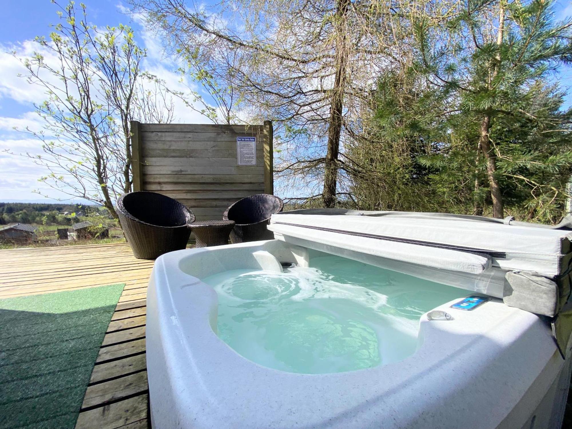 Blair Tiny House With Private Hot Tub - Fife - Loch Leven - Lomond Hills Villa Dunfermline Exteriör bild